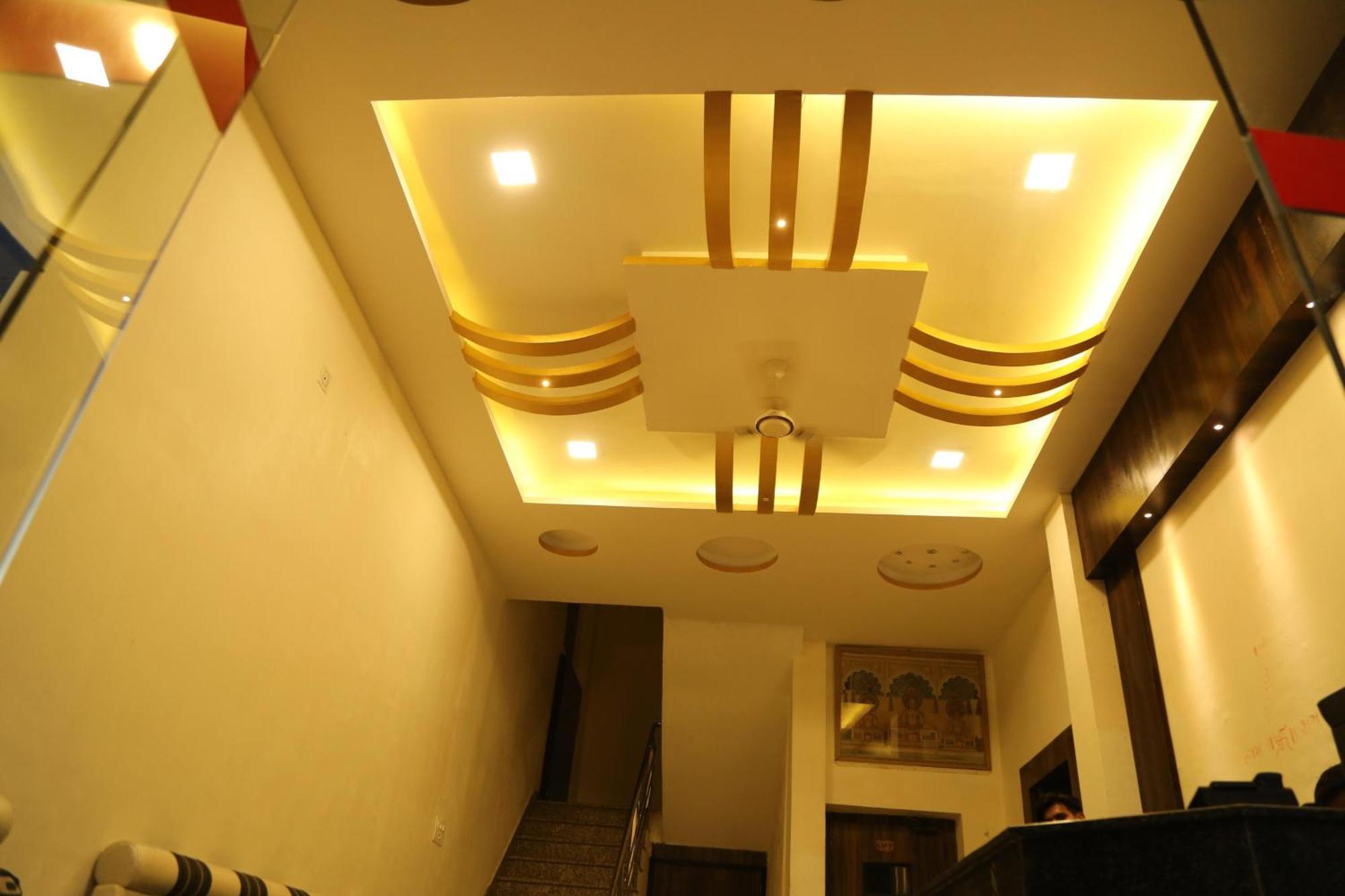Hotel Krishna Palace Udaipur Eksteriør billede